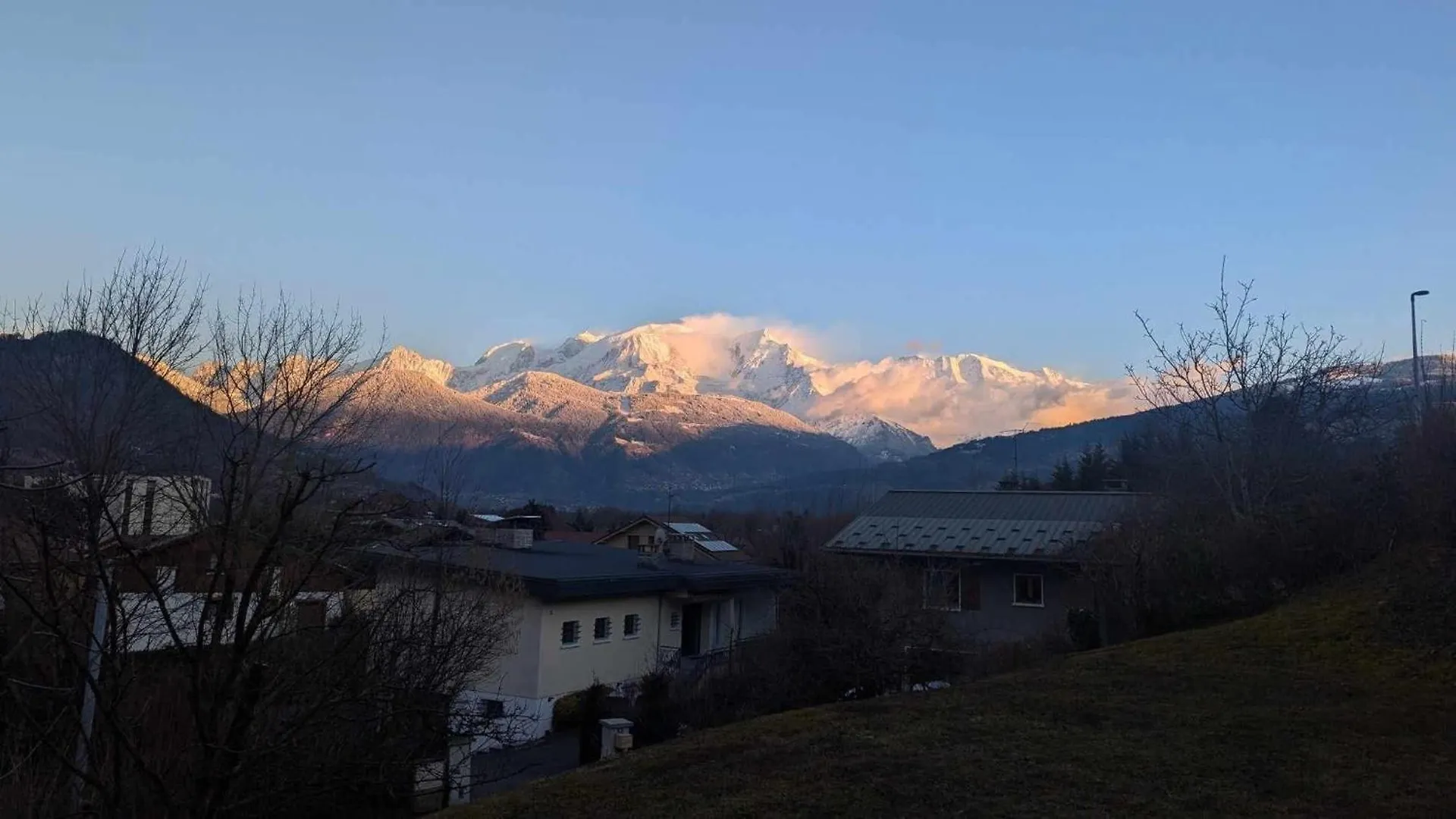 Charmant Apartment Vue Montblanc Sallanches 0*,  Frankrig